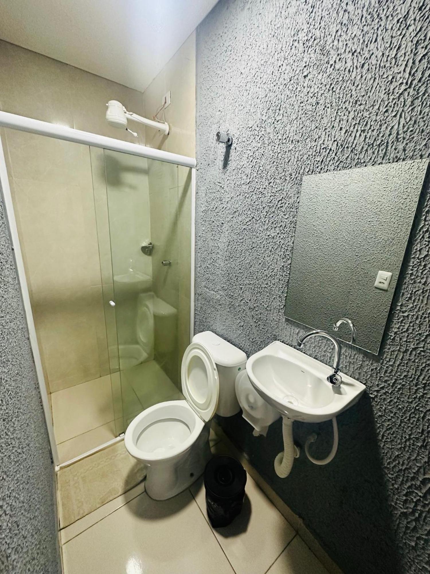 On Hostel II Gru Aeroporto Translado 24 Hs グアルーリョス エクステリア 写真